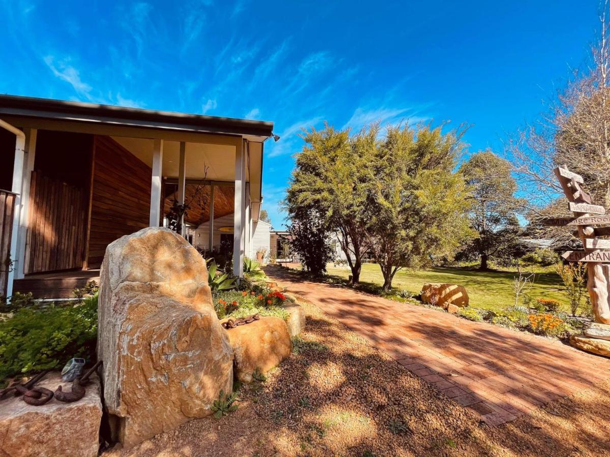 Grape Juice Retreat Rustic Romantic Gateway 5Mins To Beaches & Town 마가렛리버 외부 사진