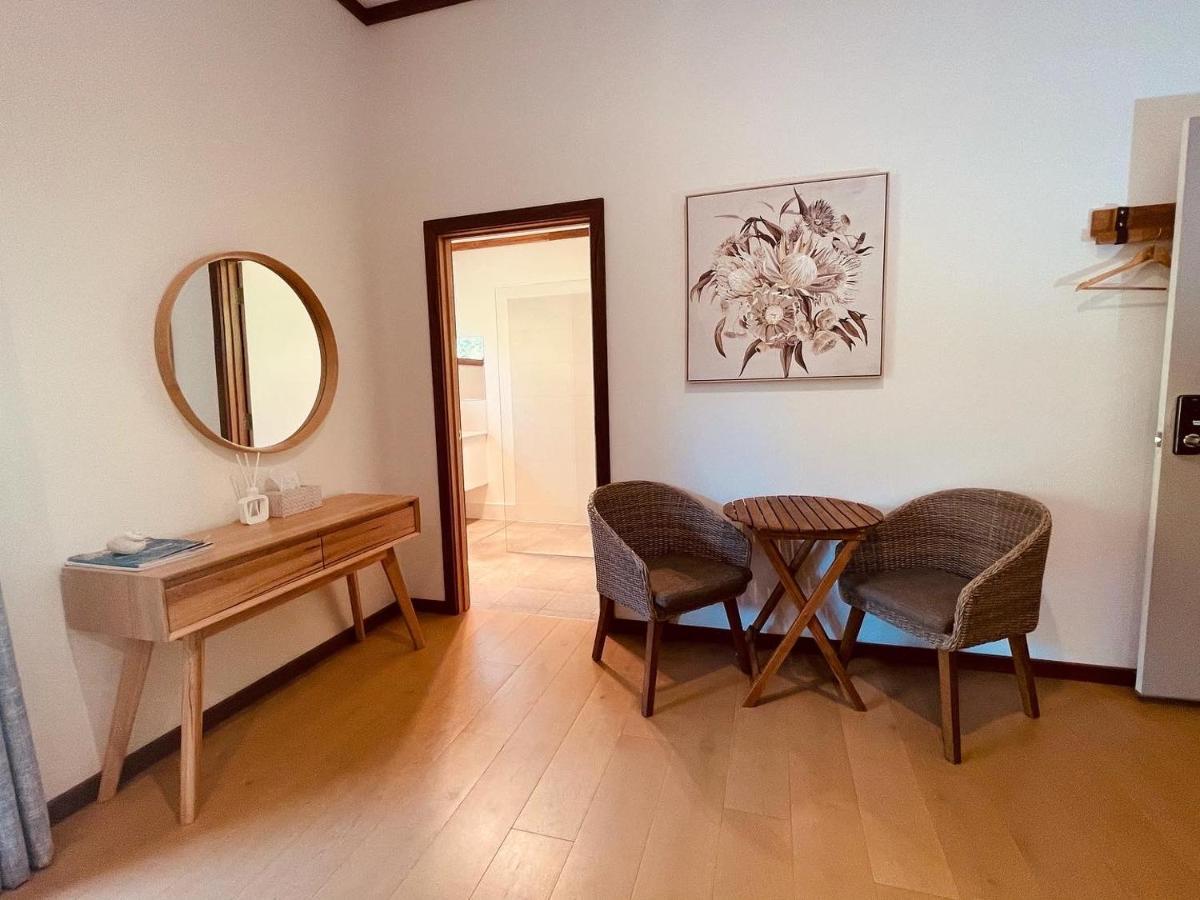 Grape Juice Retreat Rustic Romantic Gateway 5Mins To Beaches & Town 마가렛리버 외부 사진